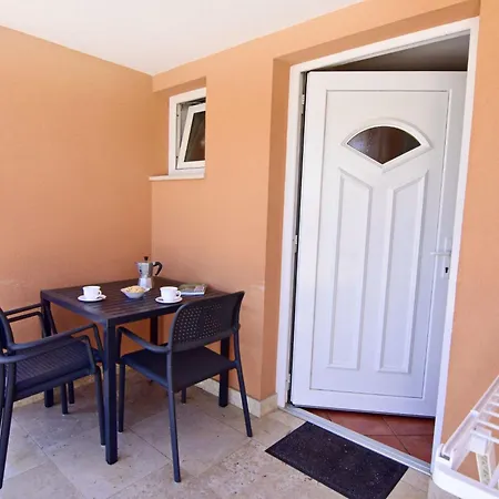 In Mit Schoener Terrasse By Interhome Umag